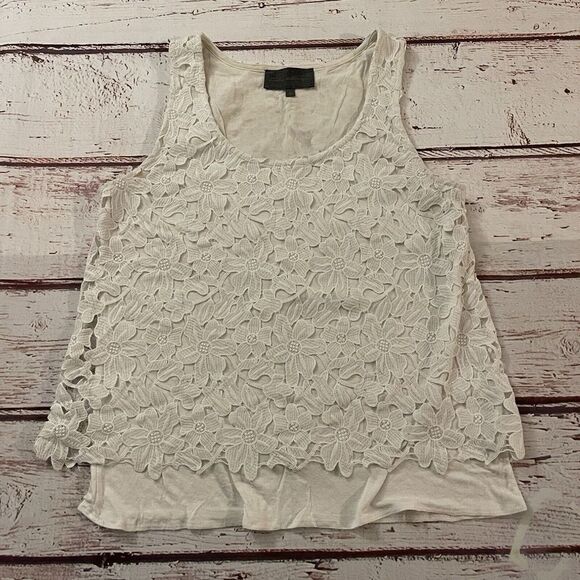 Sunday in Brooklyn Tops - Anthropologie Sunday In Brooklyn White Lace Flower Tank Top Sleeveless Small